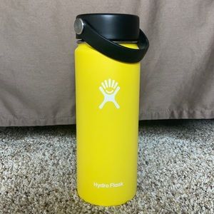 Hydro Flask 18oz wide mouth, insulated, flex cap